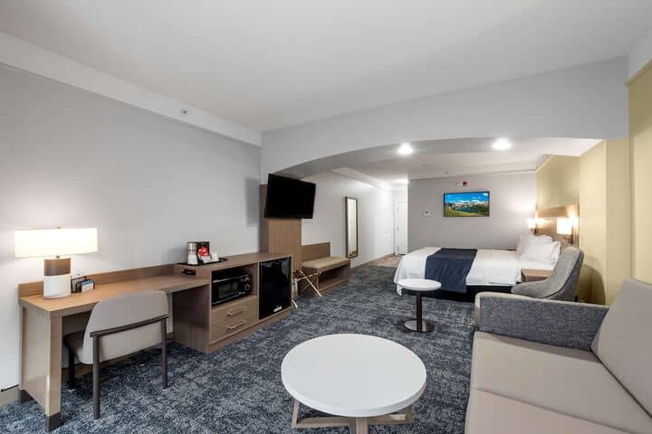 Room 14 of 51